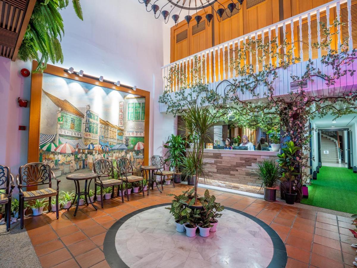 Floresta Chinatown Hotel
