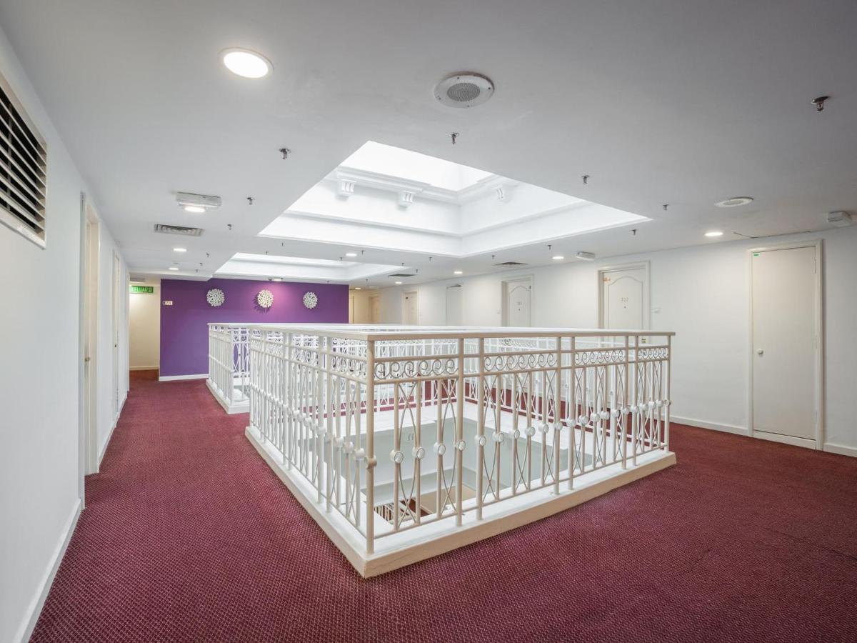 Hotel Floresta Chinatown