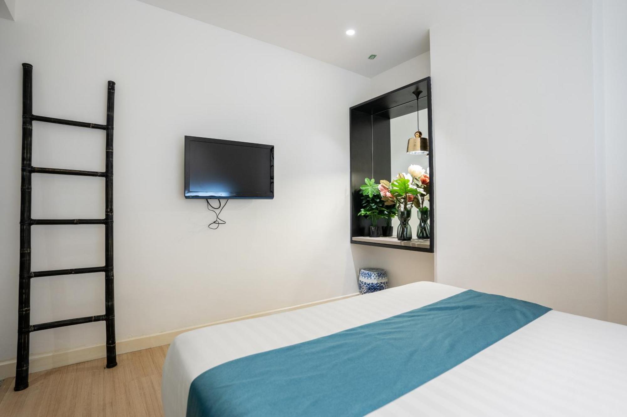 Floresta Chinatown Hotel 3*